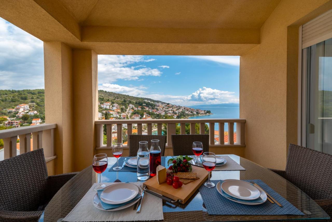 Apartment Angela Trogir Exterior foto
